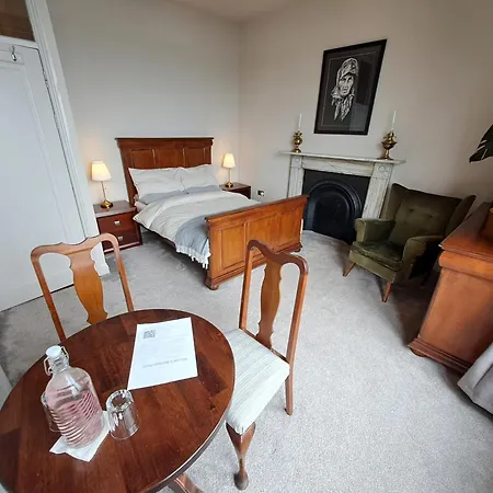 Casa de hóspedes Westways House Cobh