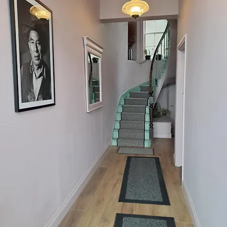 Westways House קוב