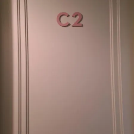 Westways House בית הארחה *