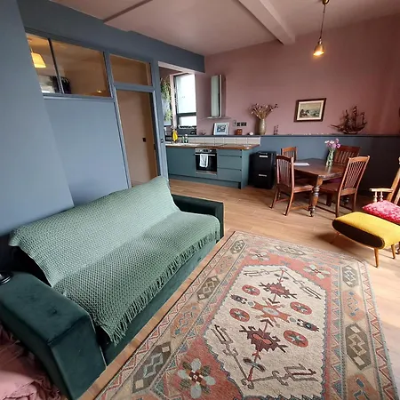 Westways House Guest house Cobh