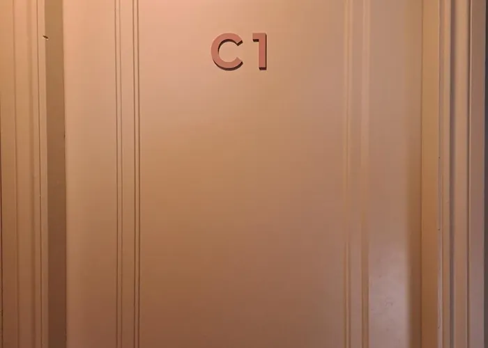 Westways House * Cobh